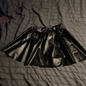 SHEIN Black Faux Leather Kids Skirt
